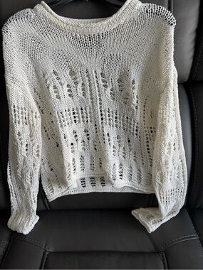 Theory off white open knit crochet cropped sweater small